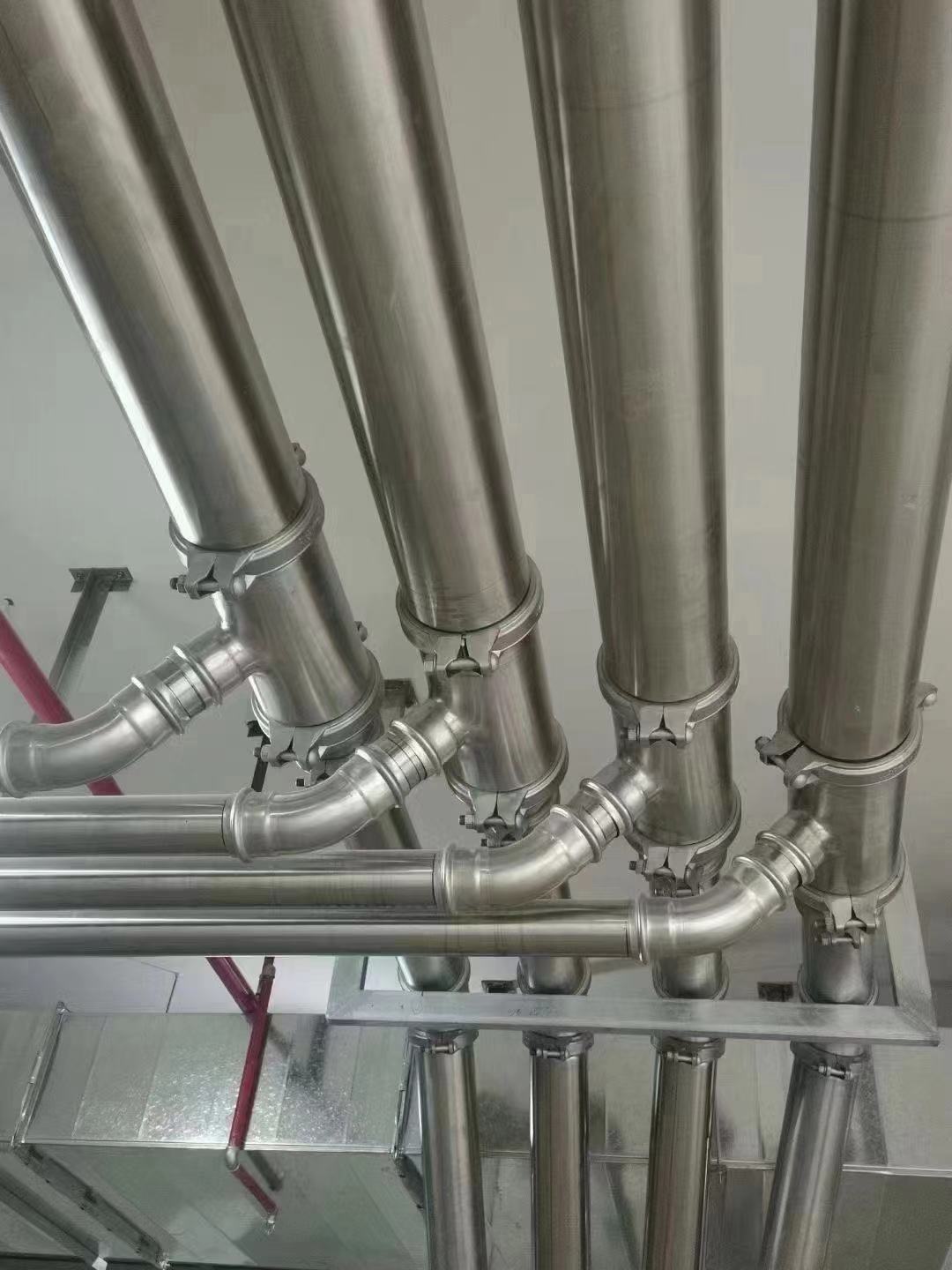 开云在线平台-开云在线网页版水管安装现场.jpg